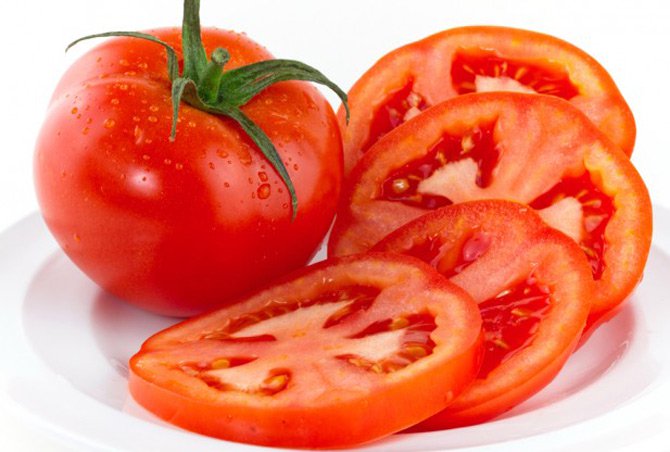 Chữa viêm loét miệng bằng ăn cà chua sống